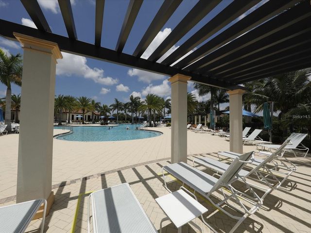 10047 CROOKED CREEK DRIVE 201, Venice, FL 34293