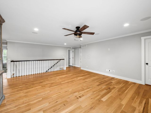 8568 Liberty Road N, Powell, OH 43065