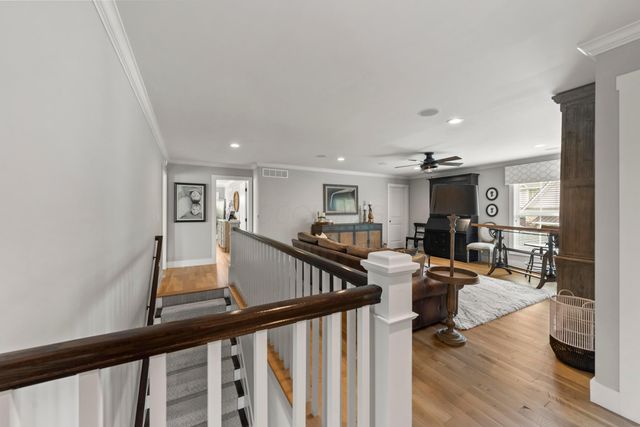 8568 Liberty Road N, Powell, OH 43065