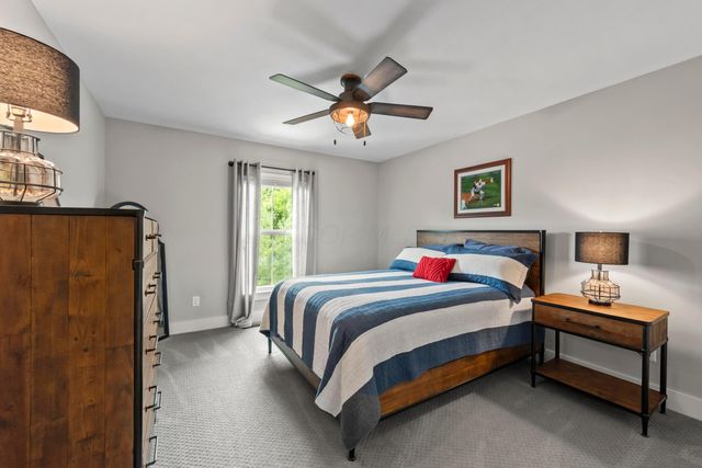 8568 Liberty Road N, Powell, OH 43065