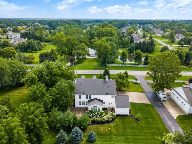8568 Liberty Road N, Powell, OH 43065