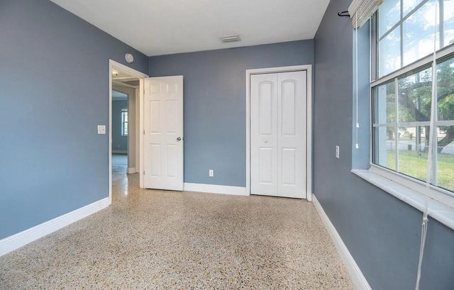 2127 26TH AVENUE S, St Petersburg, FL 33712