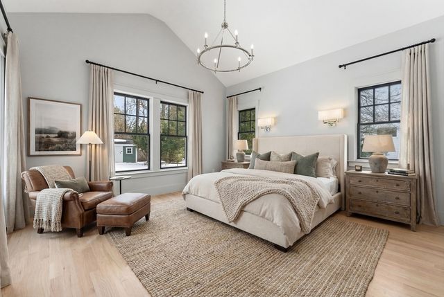 51 Revolutionary Road, Concord, MA 01742