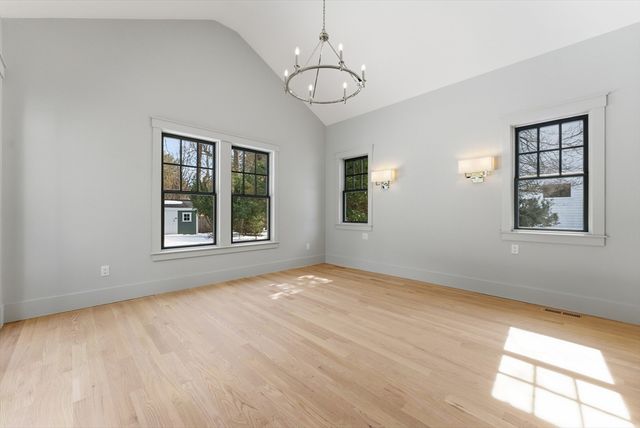 51 Revolutionary Road, Concord, MA 01742