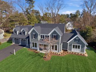 51 Revolutionary Road, Concord, MA 01742