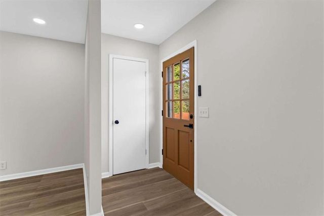 520 Stonewood Drive, Stone Mountain, GA 30087