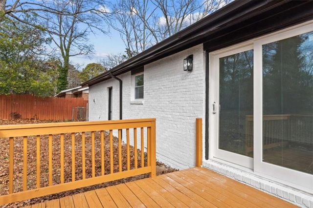 520 Stonewood Drive, Stone Mountain, GA 30087