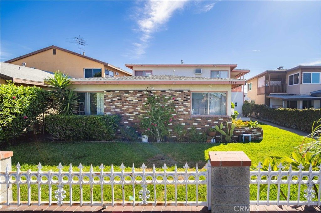 7244 Tujunga Avenue, North Hollywood, CA 91606 — exterior