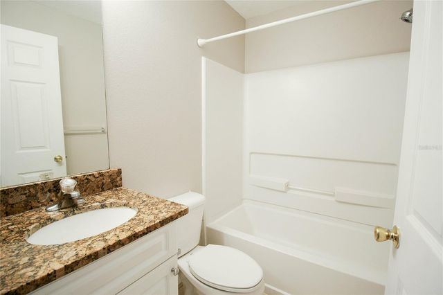 5454 KENSINGTON STREET 5454, Sarasota, FL 34232