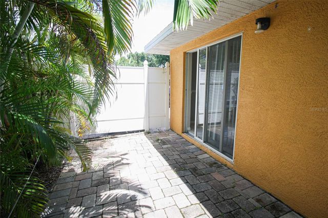 5454 KENSINGTON STREET 5454, Sarasota, FL 34232