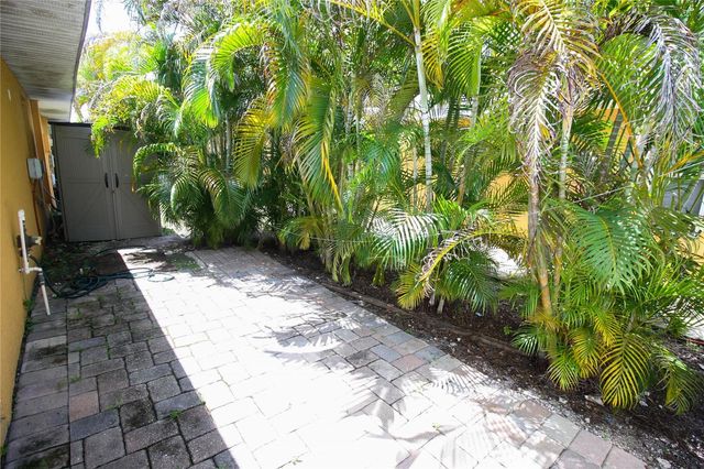 5454 KENSINGTON STREET 5454, Sarasota, FL 34232