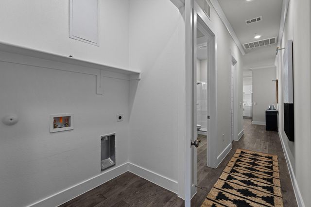 476 Suffield DR 351, Buda, TX 78610