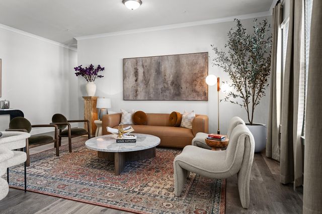 476 Suffield DR 351, Buda, TX 78610