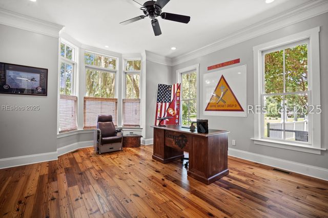 106 Coosaw Club Dr, Beaufort, SC 29907