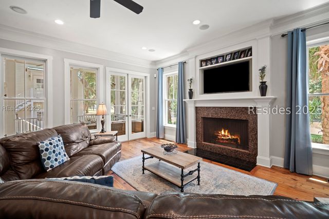 106 Coosaw Club Dr, Beaufort, SC 29907