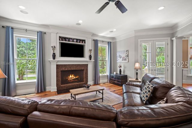 106 Coosaw Club Dr, Beaufort, SC 29907