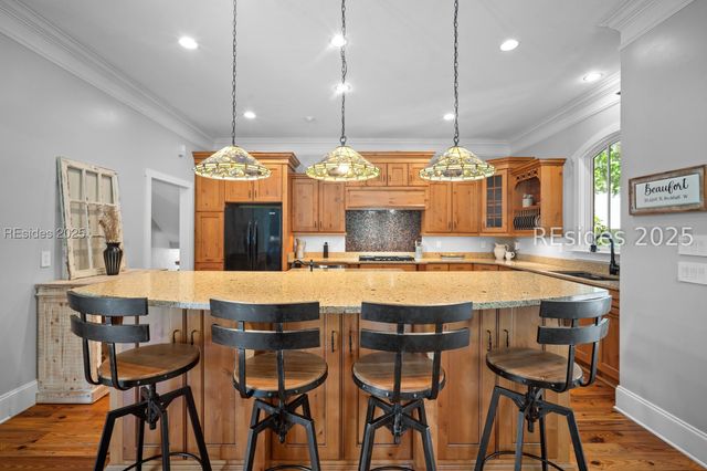 106 Coosaw Club Dr, Beaufort, SC 29907