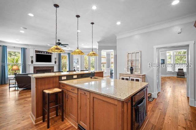 106 Coosaw Club Dr, Beaufort, SC 29907