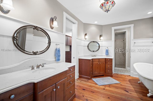 106 Coosaw Club Dr, Beaufort, SC 29907