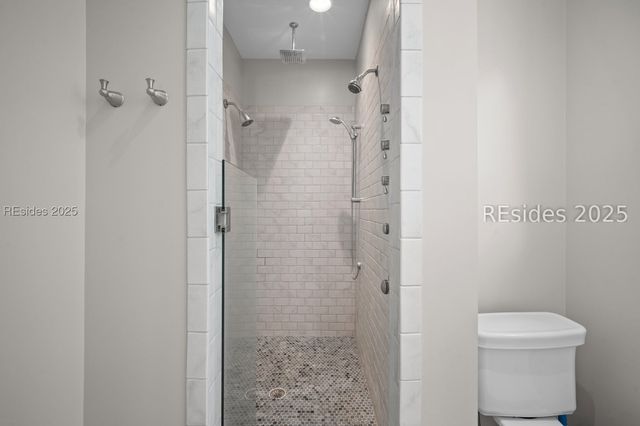 106 Coosaw Club Dr, Beaufort, SC 29907