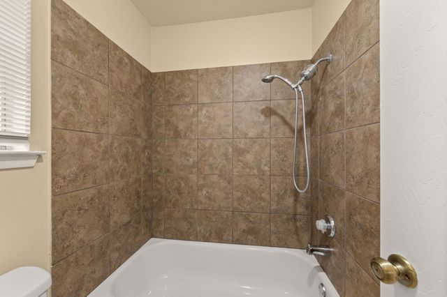 313 Greenlawn BLVD, Round Rock, TX 78664