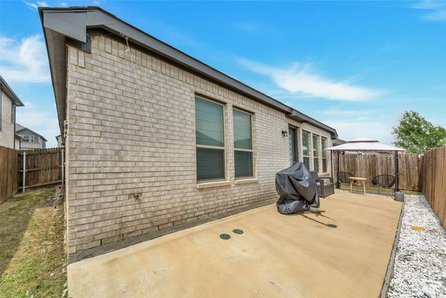 2124 Bailey Street, Carrollton, TX 75010