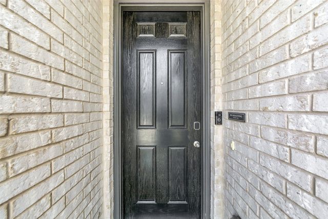 2124 Bailey Street, Carrollton, TX 75010