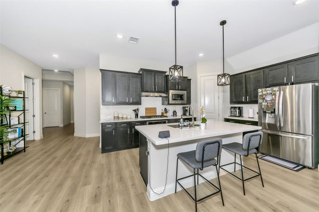 2124 Bailey Street, Carrollton, TX 75010
