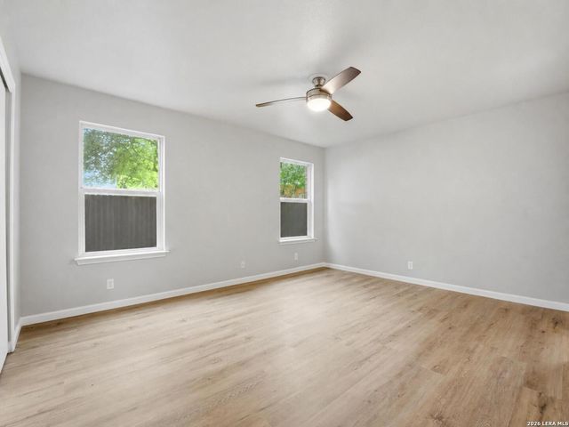 9127 Spiral Woods, Universal City, TX 78148