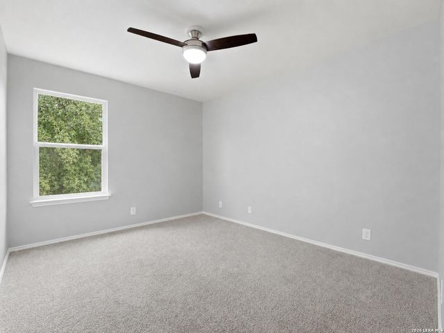 9127 Spiral Woods, Universal City, TX 78148