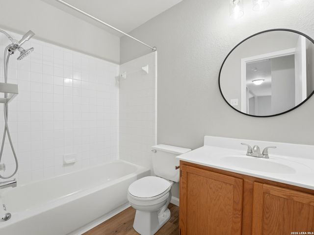 9127 Spiral Woods, Universal City, TX 78148