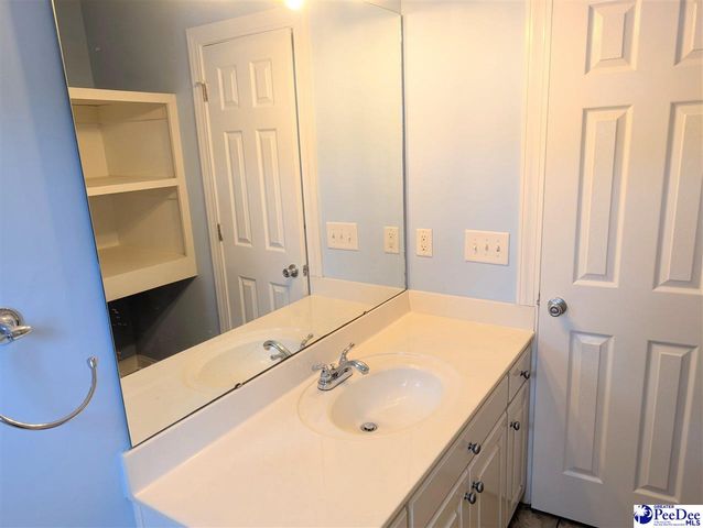 2778 Flushing Covey Dr, Hartsville, SC 29550