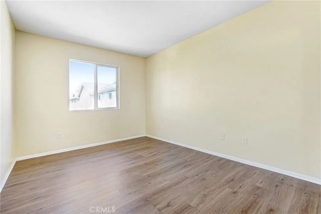 9315 Burnet Ave 117, North Hills, CA 91343