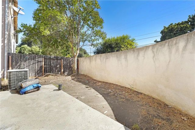 9315 Burnet Ave 117, North Hills, CA 91343