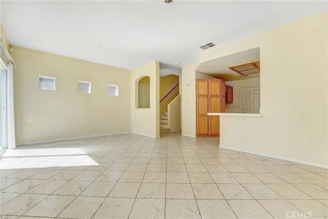 9315 Burnet Ave 117, North Hills, CA 91343