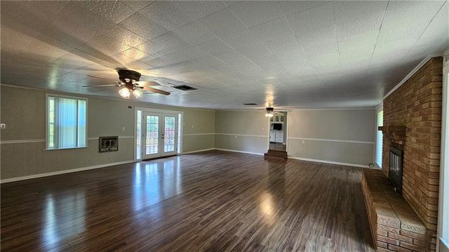 10450 Lockwood Drive, Grand Bay, AL 36541