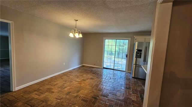 10450 Lockwood Drive, Grand Bay, AL 36541