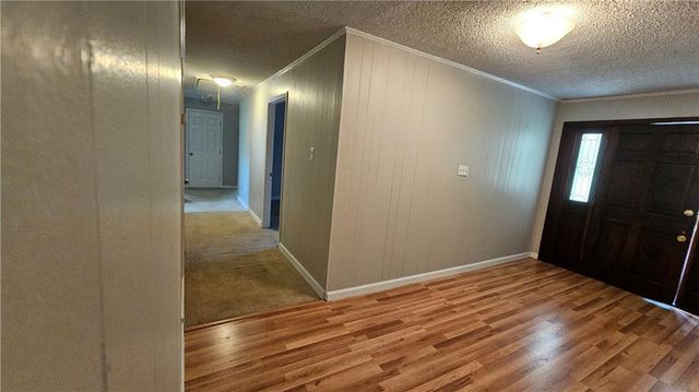 10450 Lockwood Drive, Grand Bay, AL 36541