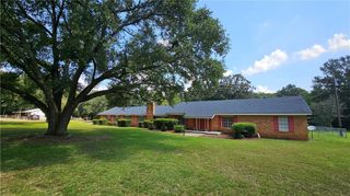 10450 Lockwood Drive, Grand Bay, AL 36541