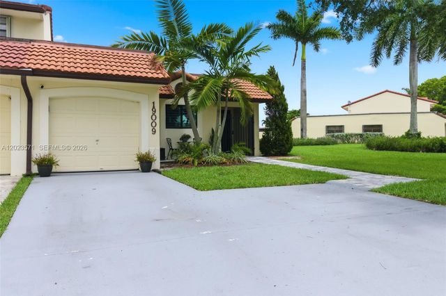 19009 NW 64th Court, Hialeah, FL 33015