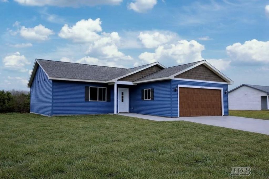 1009 Pheasant Run 20, Gladwin, MI 48624