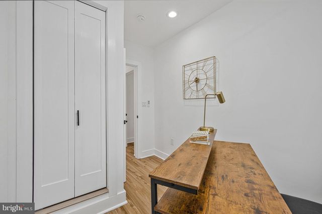 305 34TH PL NE, Washington, DC 20019