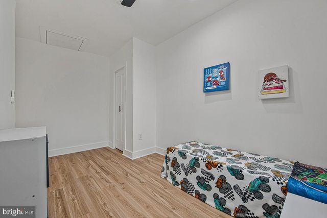 305 34TH PL NE, Washington, DC 20019