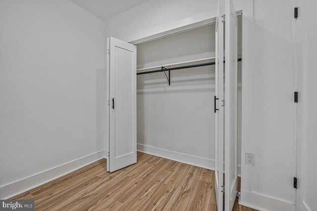 305 34TH PL NE, Washington, DC 20019