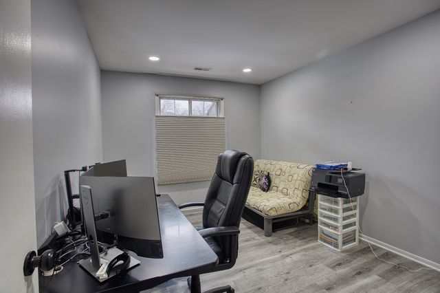 1732 Harrow Court D, Wheaton, IL 60189