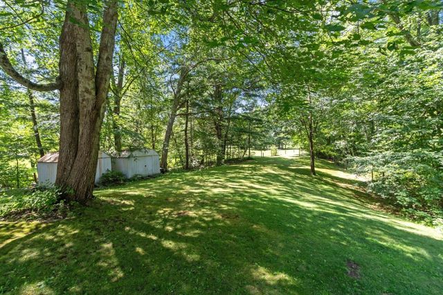 84 Fern Ave., Amesbury, MA 01913