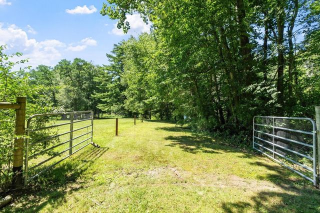 84 Fern Ave., Amesbury, MA 01913