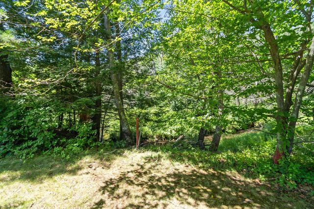 84 Fern Ave., Amesbury, MA 01913