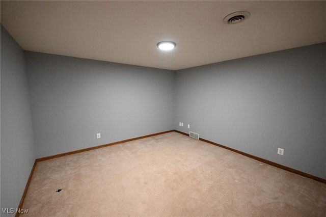 744 Lawrence Drive, Wadsworth, OH 44281