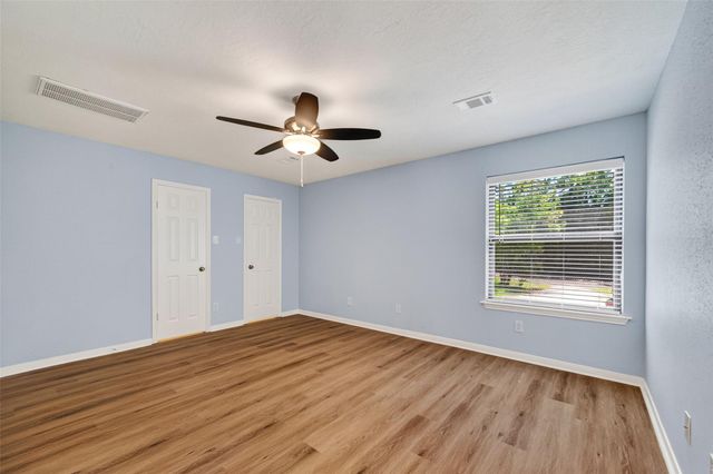 10337 Fm 1409, Dayton, TX 77535